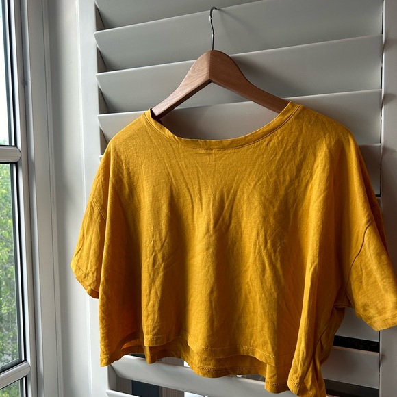 Mustard Coloured Plain Cropped Oversized Top - Picture 3 of 4